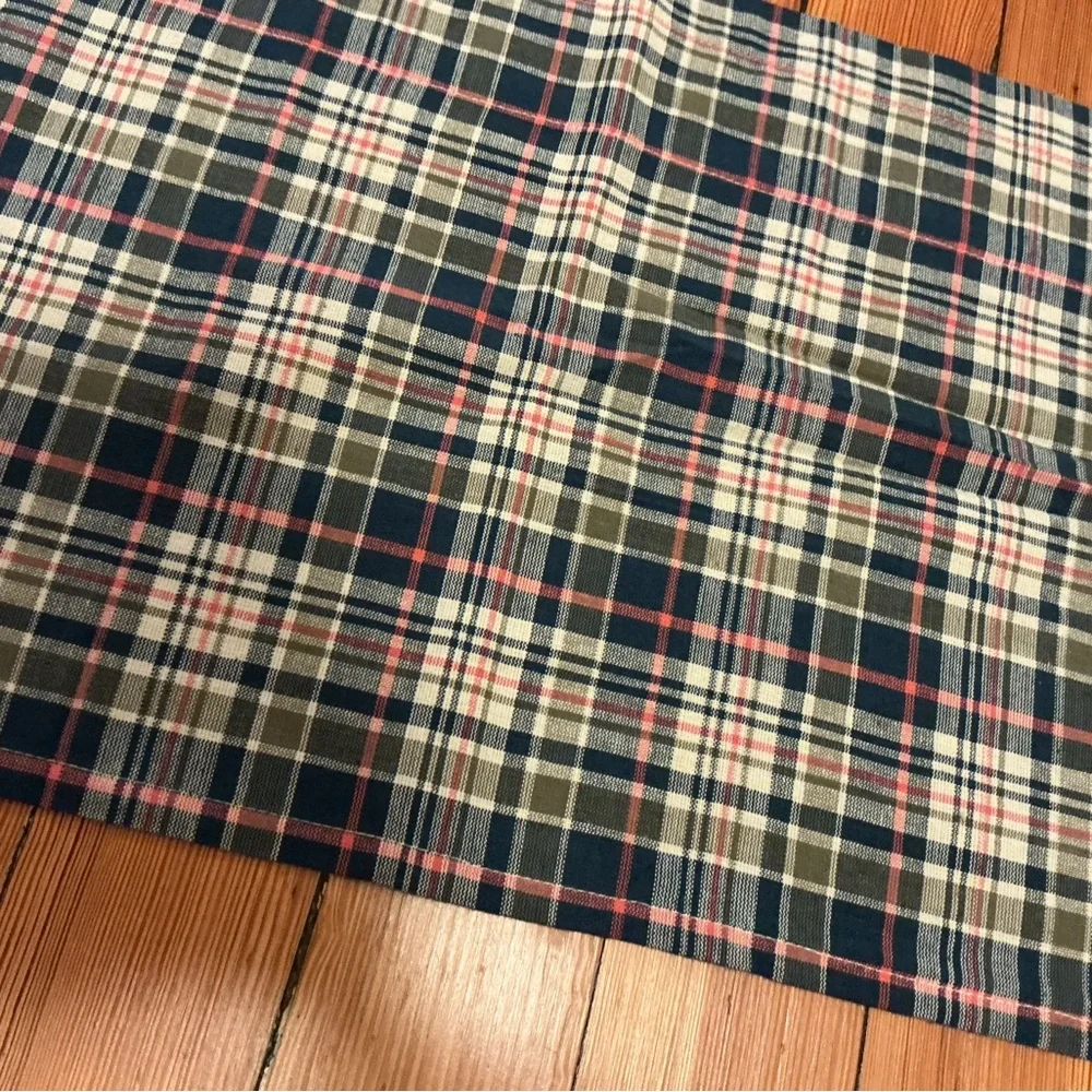 NWOT Crate & Barrel plaid of valances